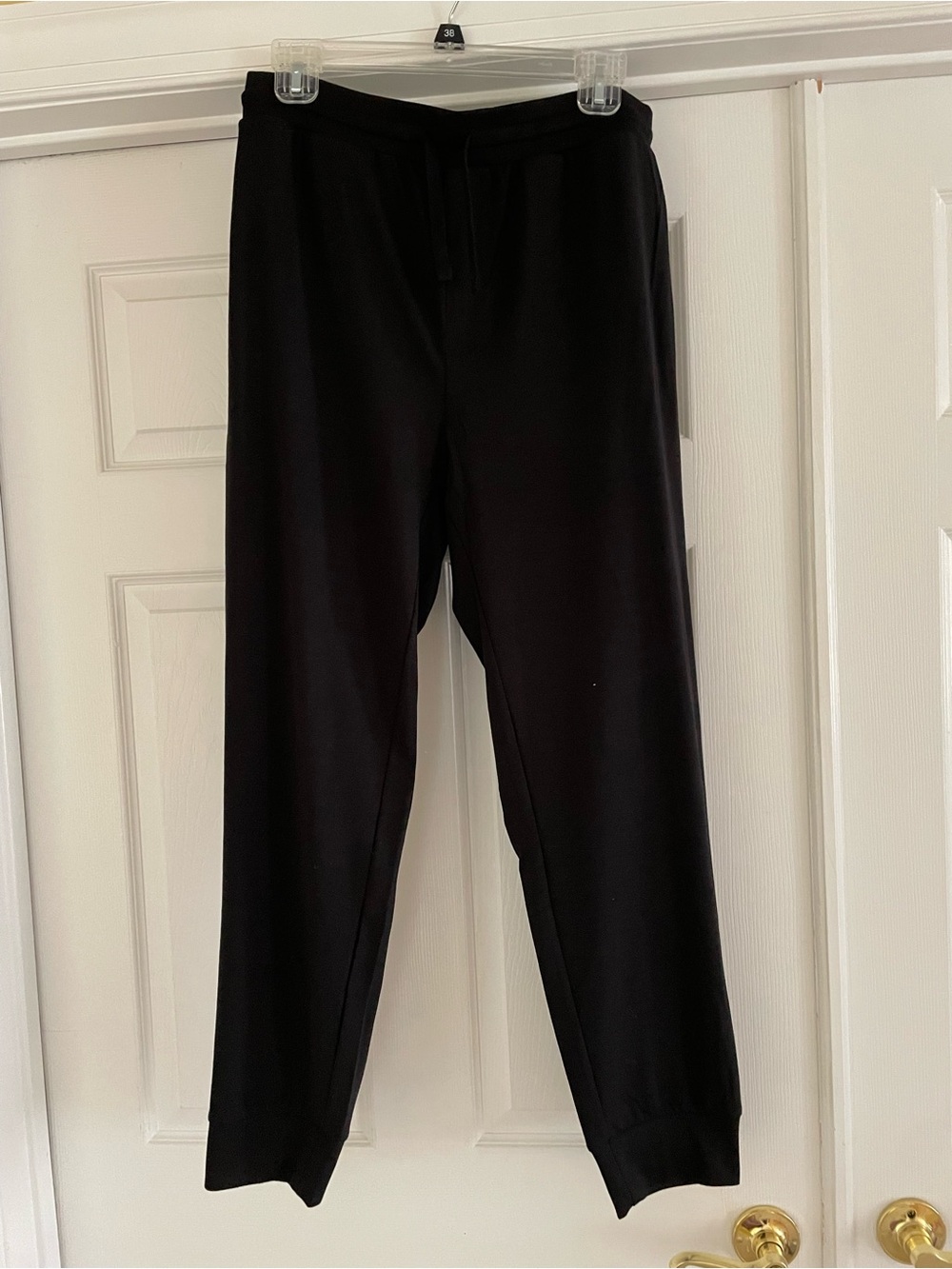 NEW-Fresh Clean Threads Mens Joggers. Size L